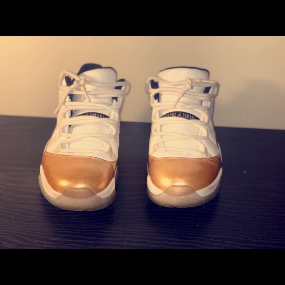 Jordan 11’s Closing Ceremony - Picture 2 of 3